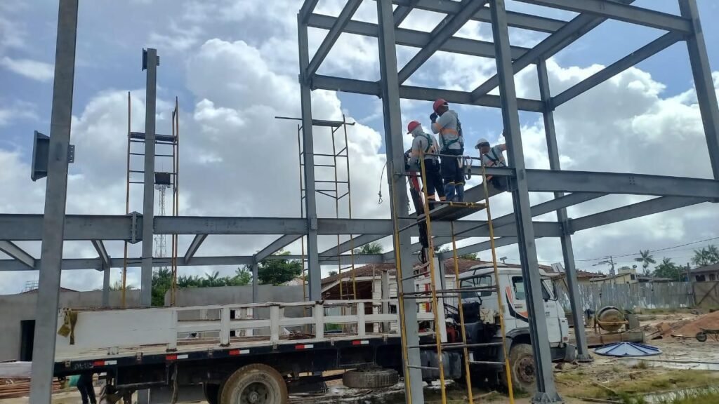 Construção da Policlínica em Breves-PA (Obra em andamento)